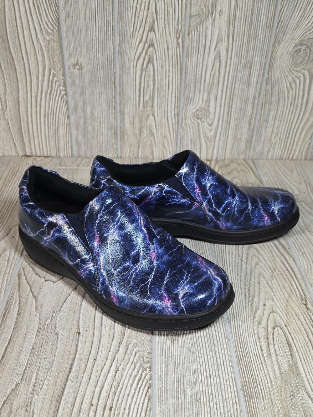 Spring Step Professional Woolin-Light Blue Multi Lightening Bolt Clogs Women 8.5